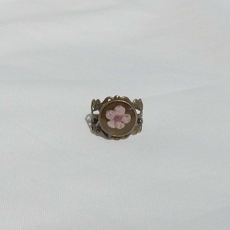 Ring - Antikk bronsje - Lys rosa blomst