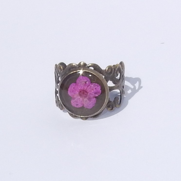 Ring - Antikk bronsje - Mørk rosa blomst